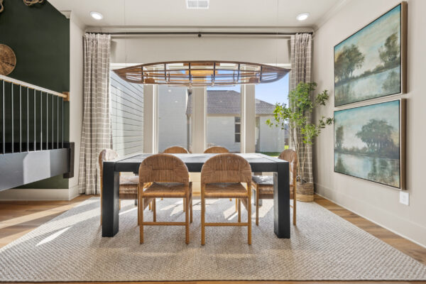 Dining (2)