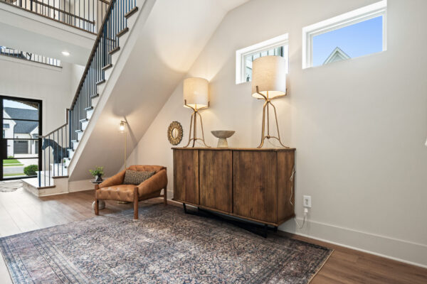 Foyer-Stairs (4)