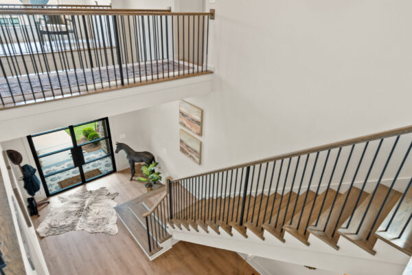 Foyer-Stairs (7)