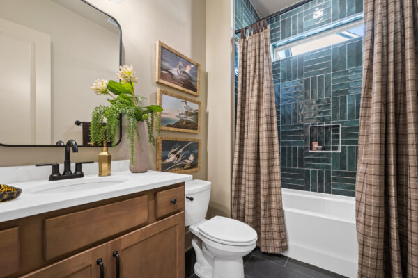Secondary Bathrooms (4)