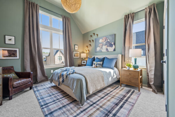 Secondary Bedrooms (7)