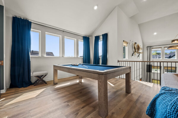 Upstairs Living Areas (4)